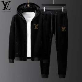 Picture of LV Sweater Suits _SKULVM-5XLkdtr11941035